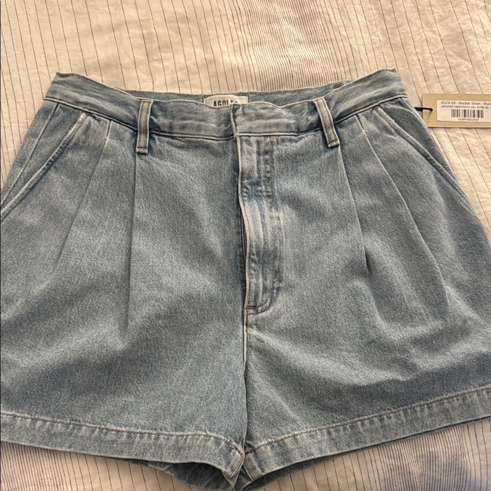 NWT AGOLDE Women's Becker Shorts - Size 29